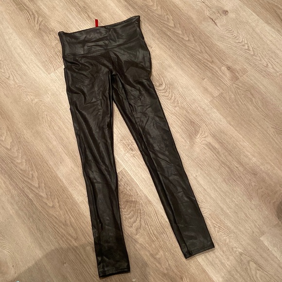 Spanx Black Faux Leather Leggings - Picture 2 of 4